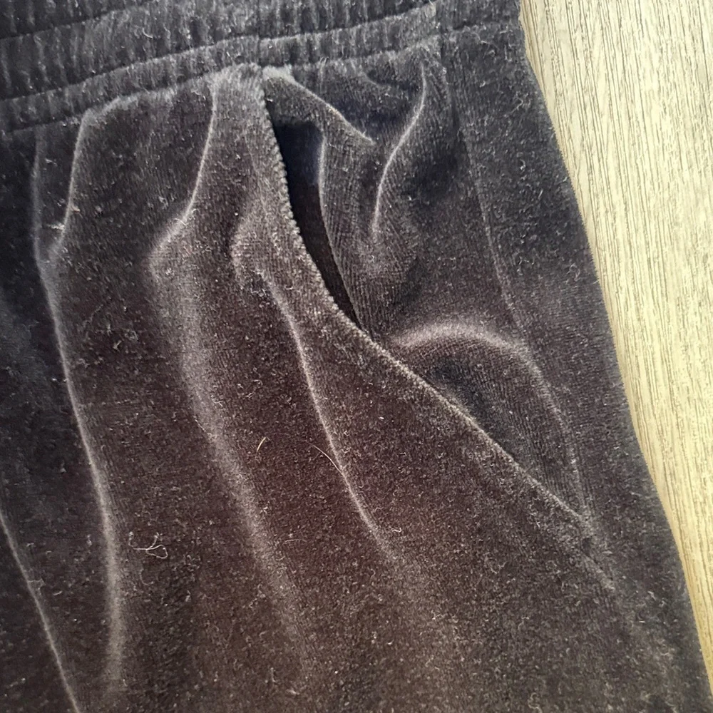 St. John Black Velvet Pants
